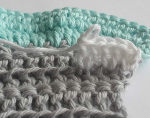 Crochet Ruffle Apron - adding ruffle