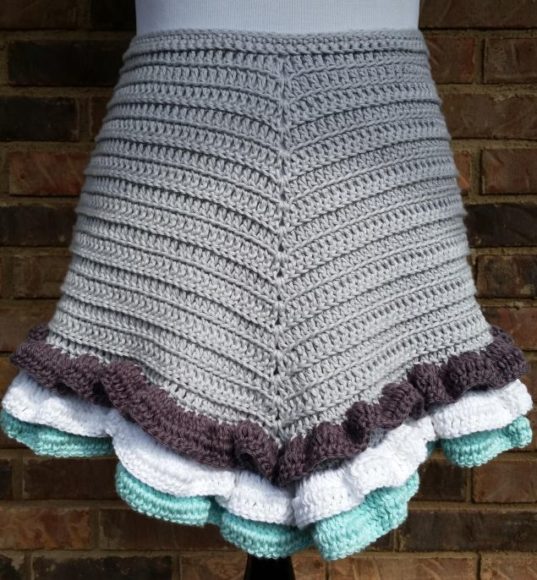 Crochet Ruffle Apron - front view