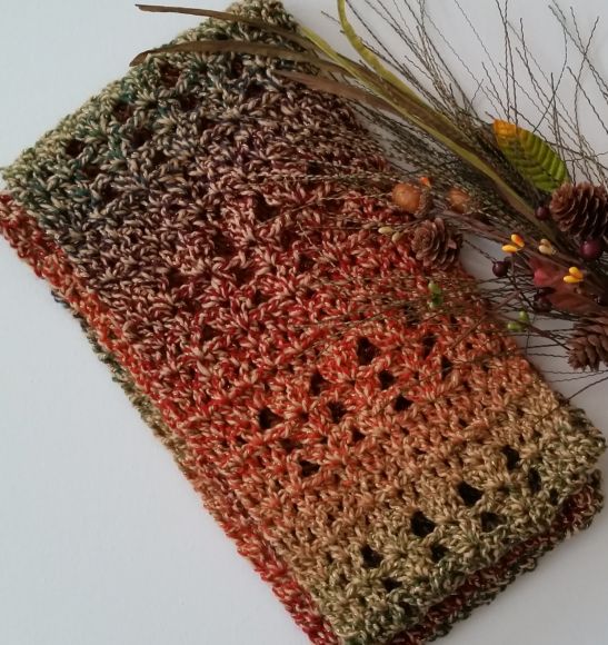 Fall Sunburst Infinity Scarf - folded - free crochet pattern