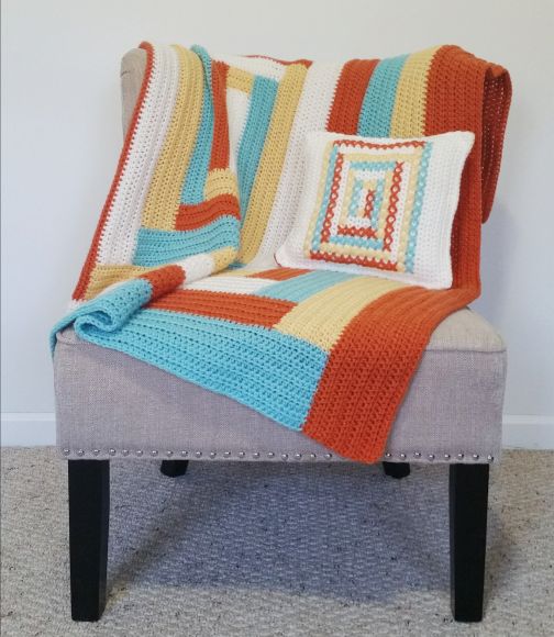Mod Stripes Crochet Blanket - free crochet pattern