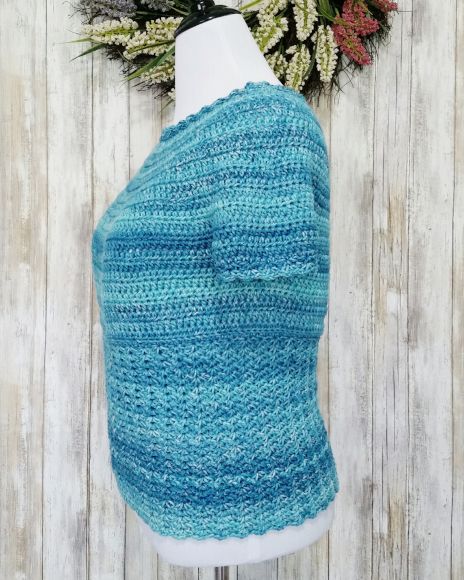 soft & simple crochet top - side view