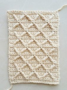 crochet crossbody - flat